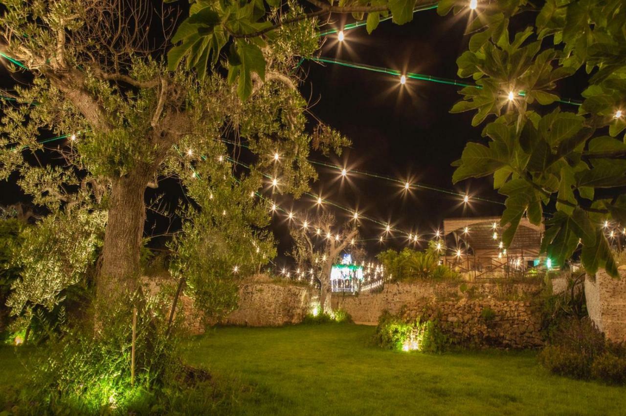 Agriturismo Li Calizzi Arte E Natura Novoli エクステリア 写真
